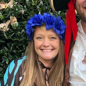 Meet your Posher, Elizabeth